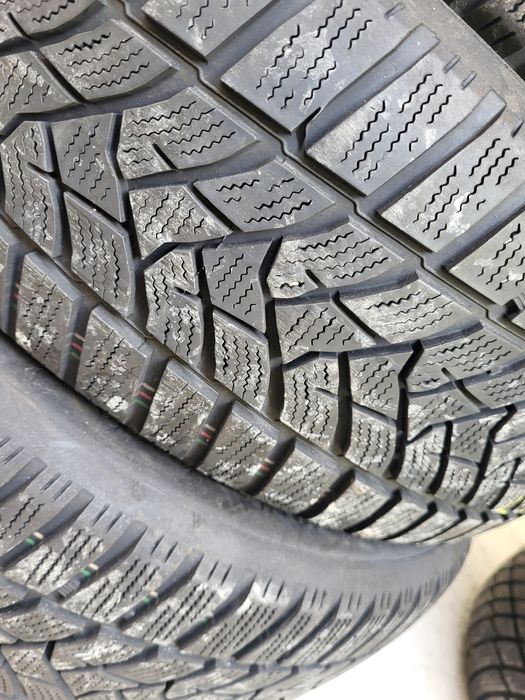 4 бр 205/60/16 Dunlop зимни гуми