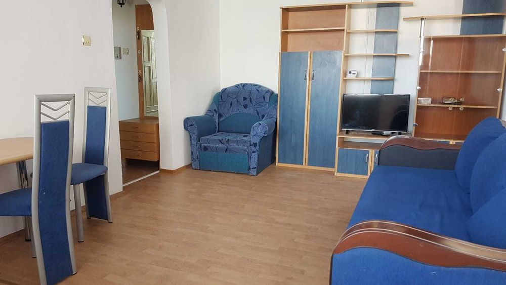 Proprietar Vand apartament 3 camere zona M. Viteazu colt cu N. Iorga