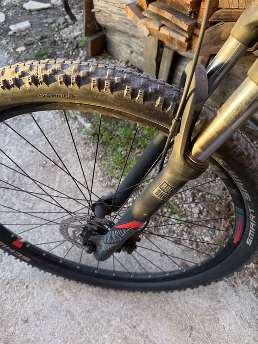 Bicicleta Cube Analog pe 29