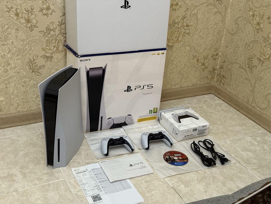 Playstation 5 почти новый 2 джойстика пс 5 ps 5 sony сони приставка рс