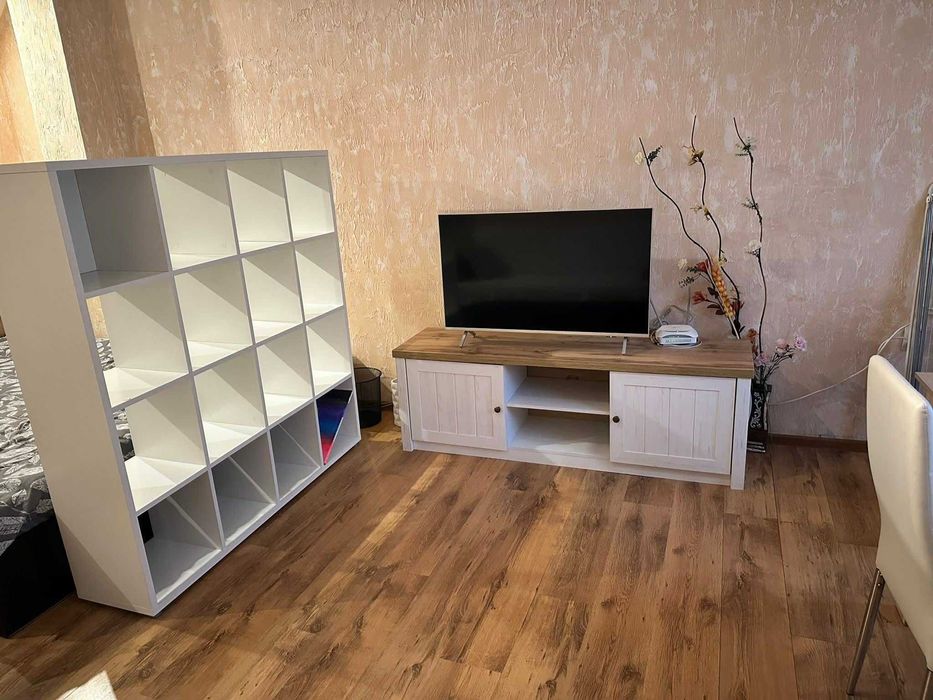 Дава се ПОД НАЕМ