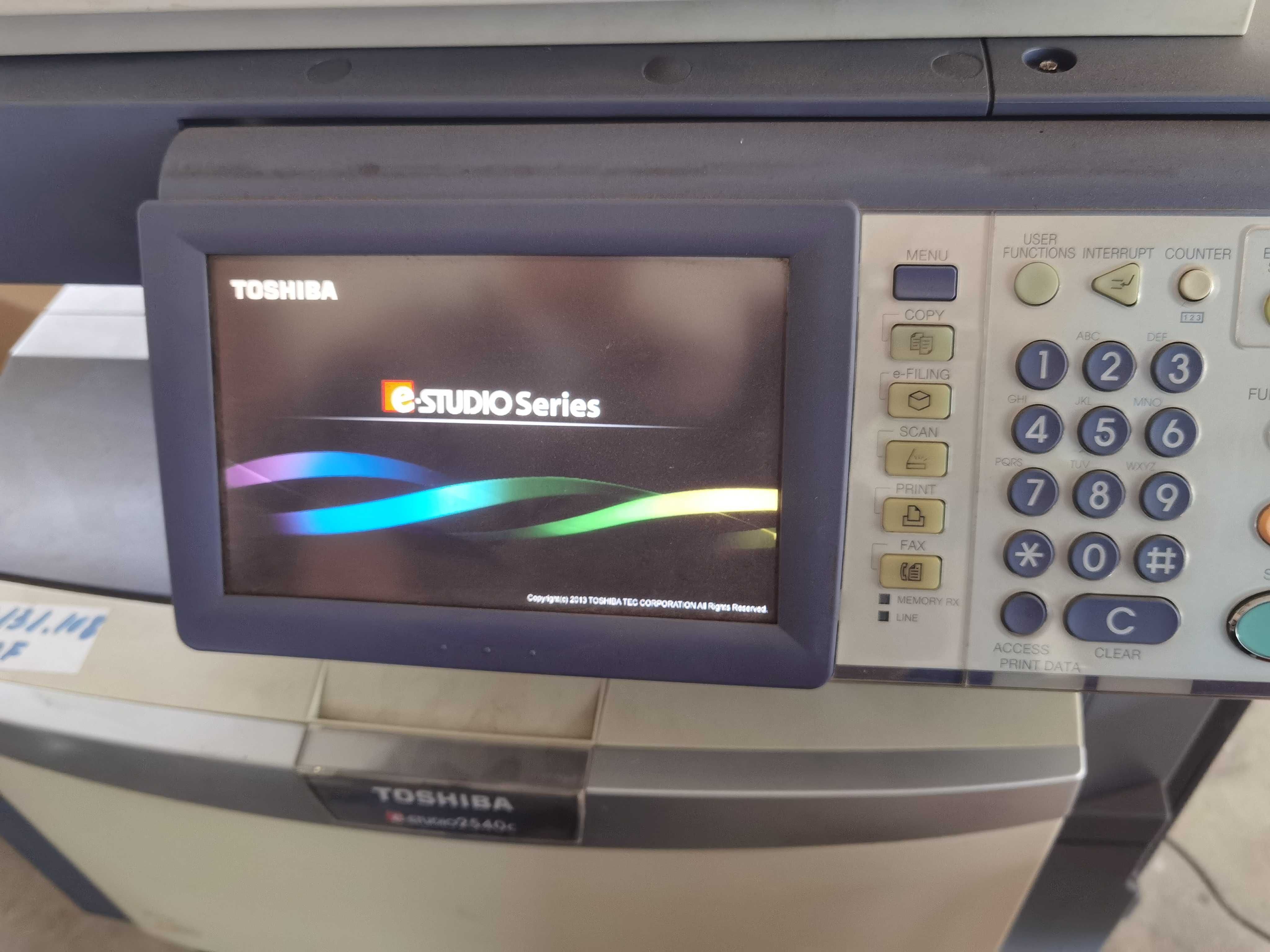 Xerox copiator  scanner Toshiba 2540C color perfect functional
