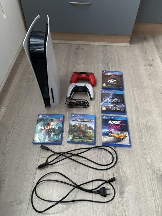 Пакет с конзола PlayStation 5