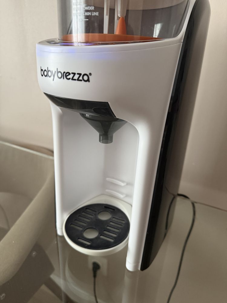Aparat de lapte Baby brezza
