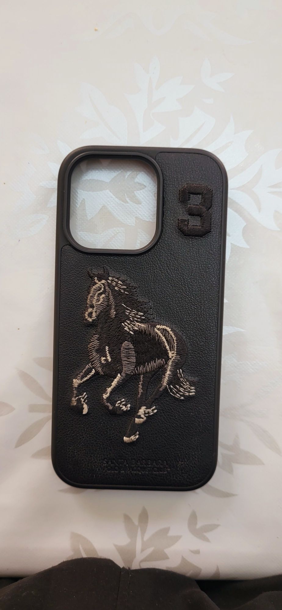 Iphone 16 pro чехол