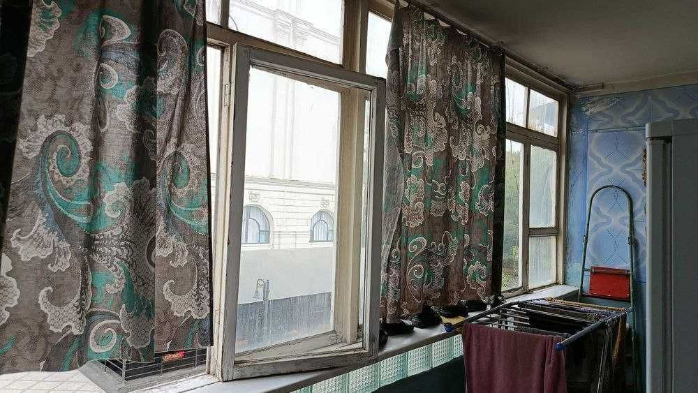 4-х комнатная квартира на Ц-6 (совсем без ремонта) ID: 2682
