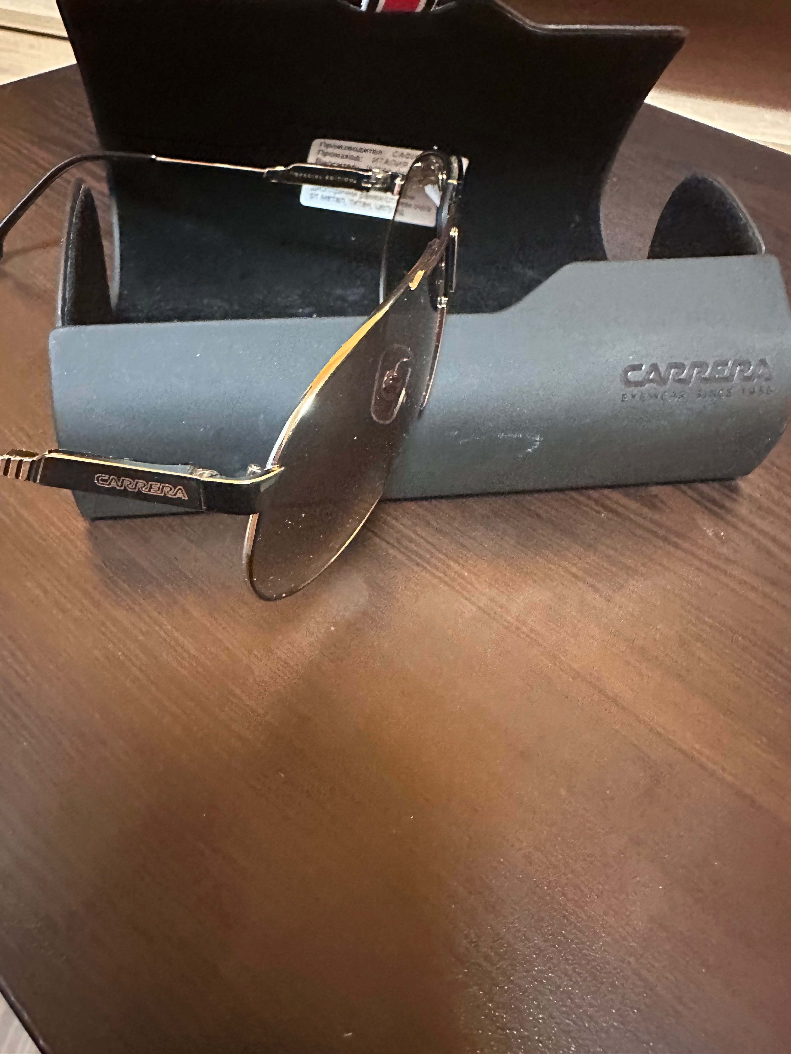Слънчеви очила Carrera