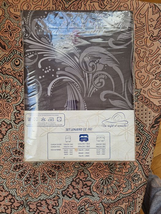 Lenjerie de pat noua king size