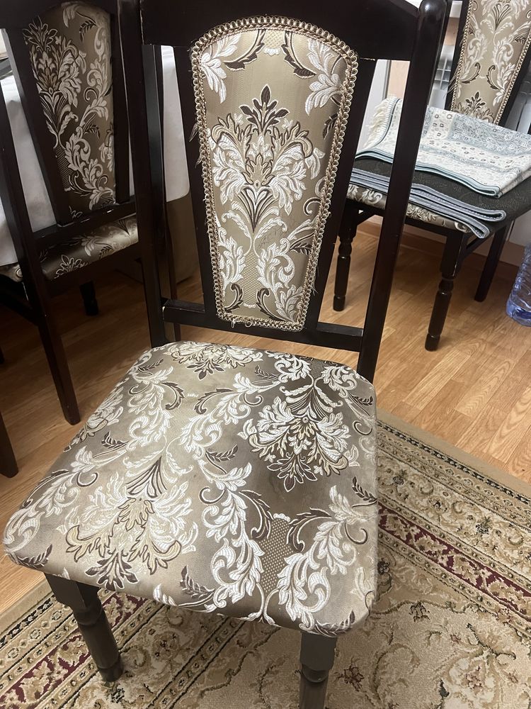 Продам срочно Стулья