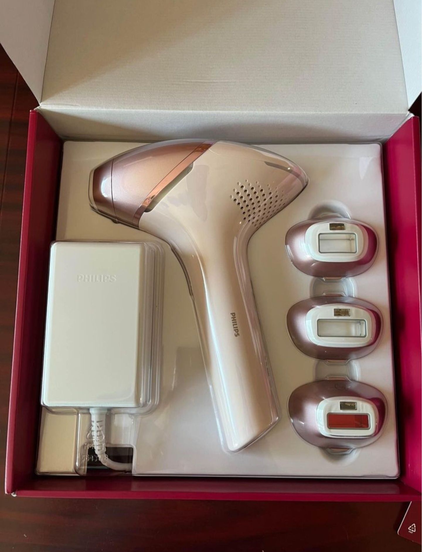 ФОТОЕПИЛАТОР Philips Lumea BRI977/00 9900 SenseIQ Гаранция