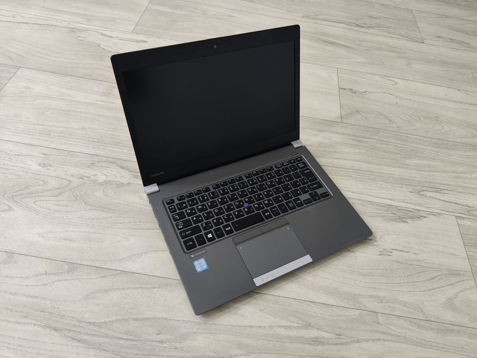 Toshiba I7 6500 8/256 M2 ssd