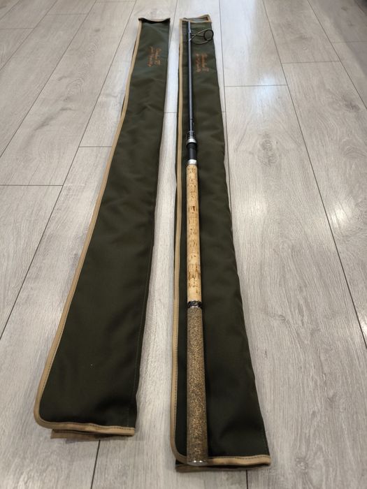 Lanseta feeder pt distanta Orient Cameleon