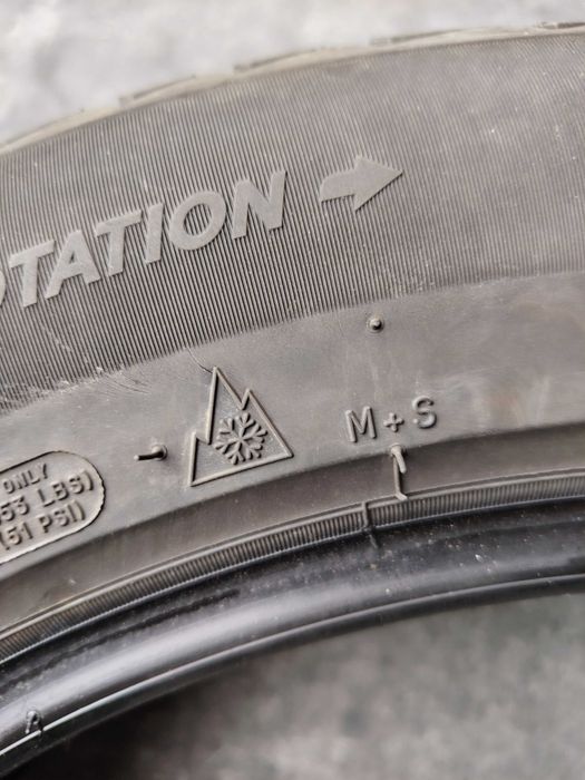Vând 4 cauciucuri Michelin 225/55/18