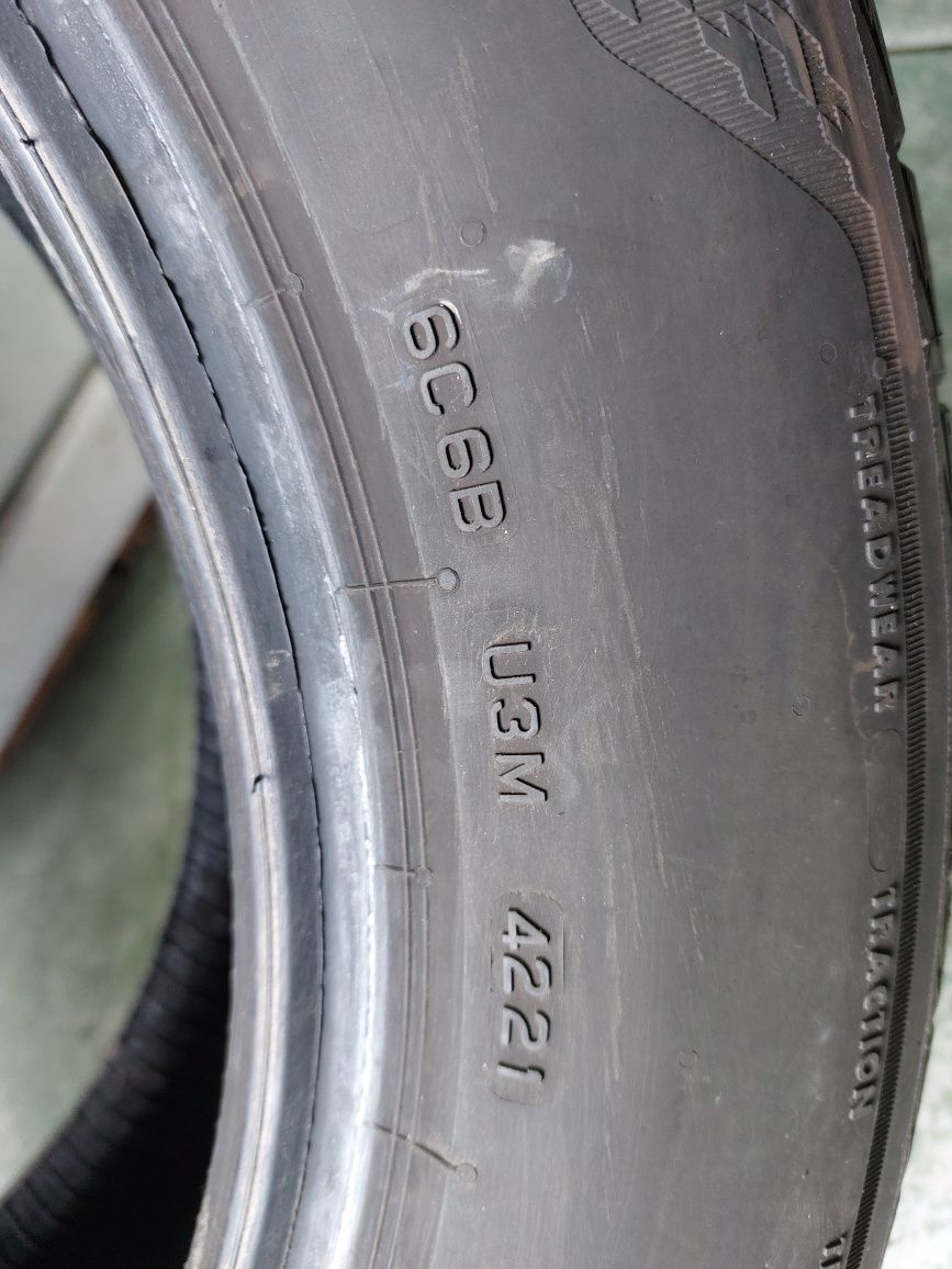 2 anvelope 235/55 R17 Bridgestone dot 2021