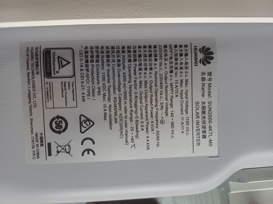 Invertor huawei 4kw trifazic nou