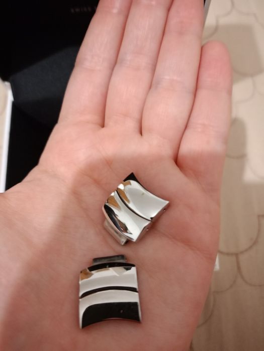 Дамски часовникк