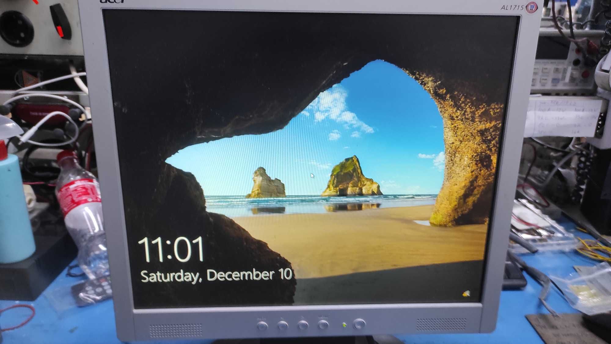 pachet 3 monitoare 17 inch 17 FUJITSU HP ACER perfect functionale