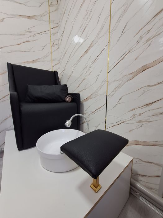 Мужской маникюр и Педикюр