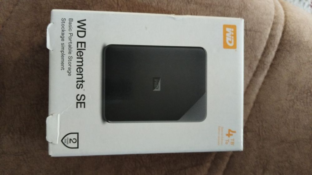 Срочно цена тольк на сегодня  Внешний диск WD Elements 4TB  бу