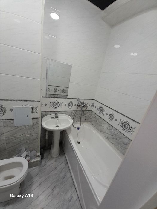 Шахар марказида жойлашган 1 хонали квартира ижарага берилади