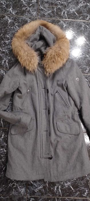 Зимно палто с естествен косъм