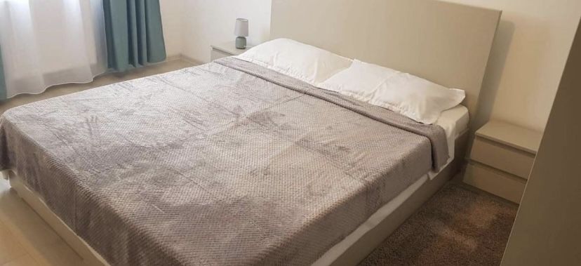 Vand pat matrimonial cadou salteaua