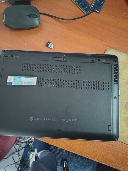 Laptop Hp EliteBook 820