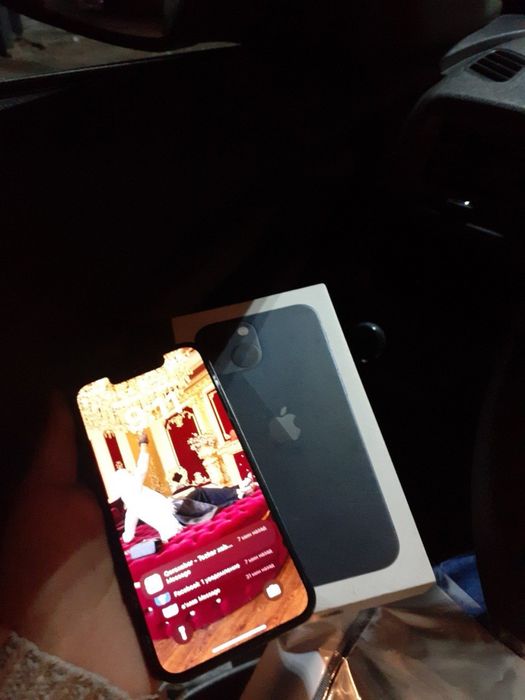 Ayfon 13 mini sotiladi