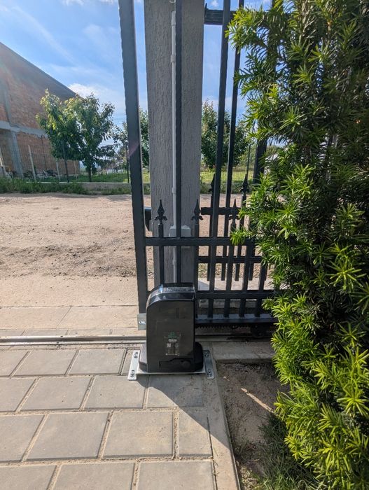 Instalare camere, alarme, porți automate – Profesioniști!