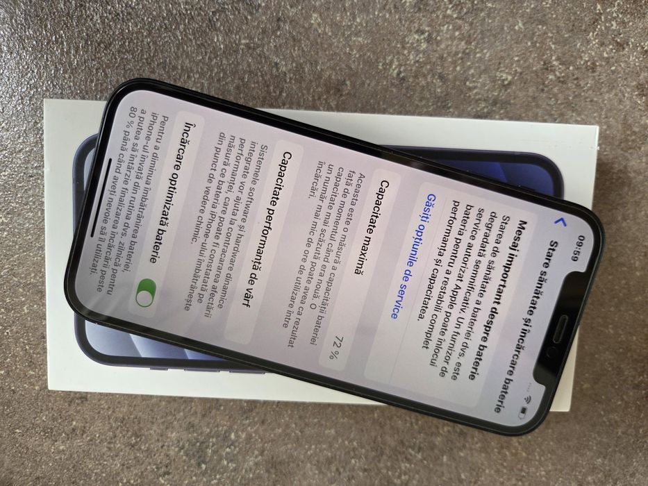 Iphone 12 Black 128Gb,neverlocked,la cutie cu multe accesorii.