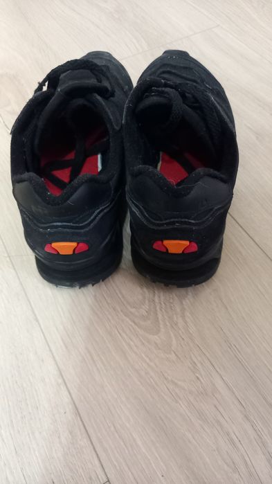 Маратонки Ellesse 39,5