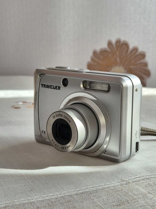 Aparat foto Traveler FX 5