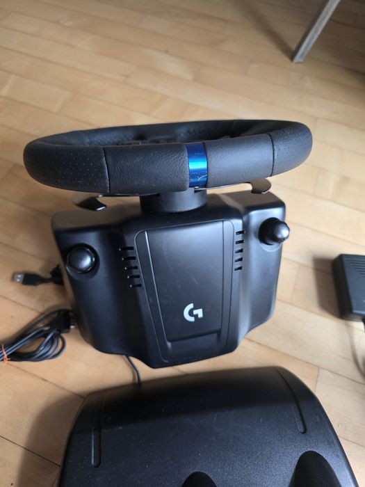 Volan gaming LOGITECH G923 TrueForce PC Playstation 4 Playstation 5