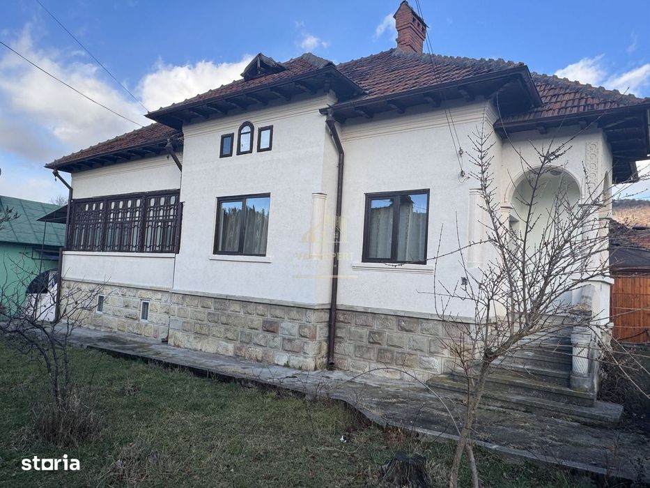 Vila 4 Camere, Leresti, Teren 3489 Mp Comision 0% Cumparator