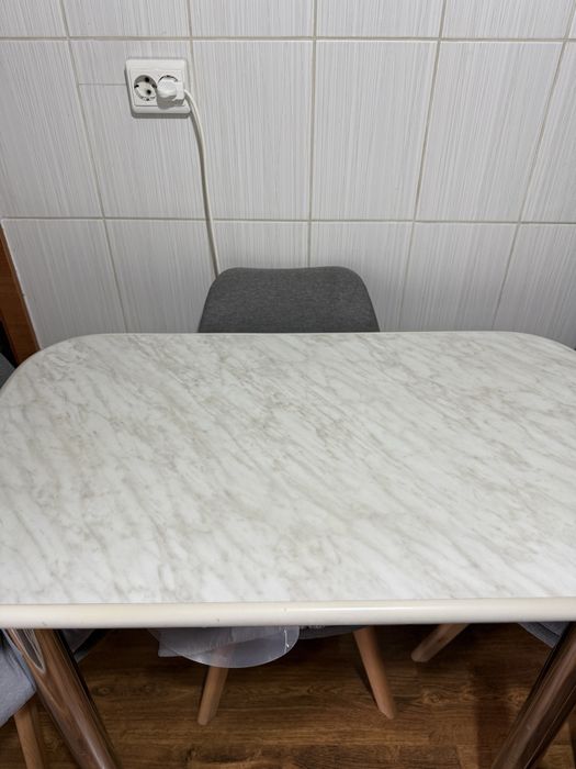 Vand  masa de bucatarie