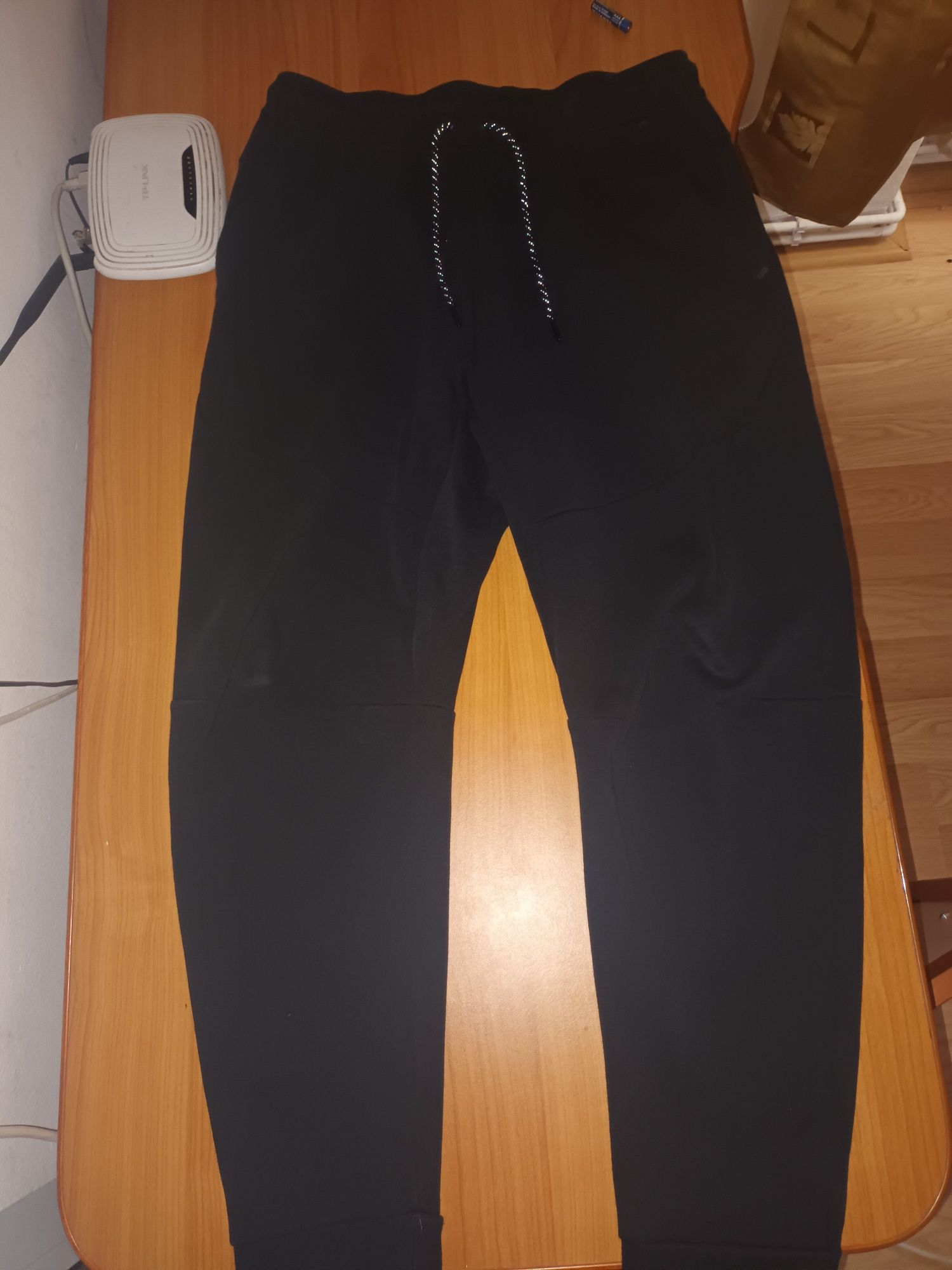 Hanorac nike tech flecee si pantaloni nike tech flecee full negru