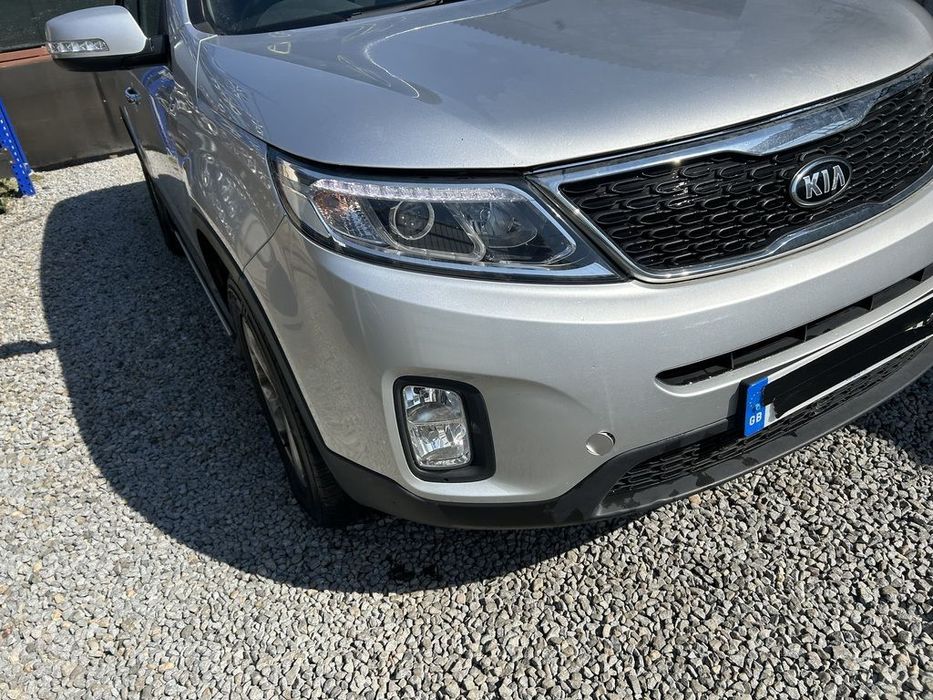 Bara fata Kia Sorento II Facelift 2012 - 2014 ARGINTIU (1332) model fara spalatoare far