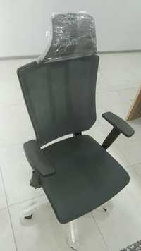 Продаются новые "Офисные кресла"