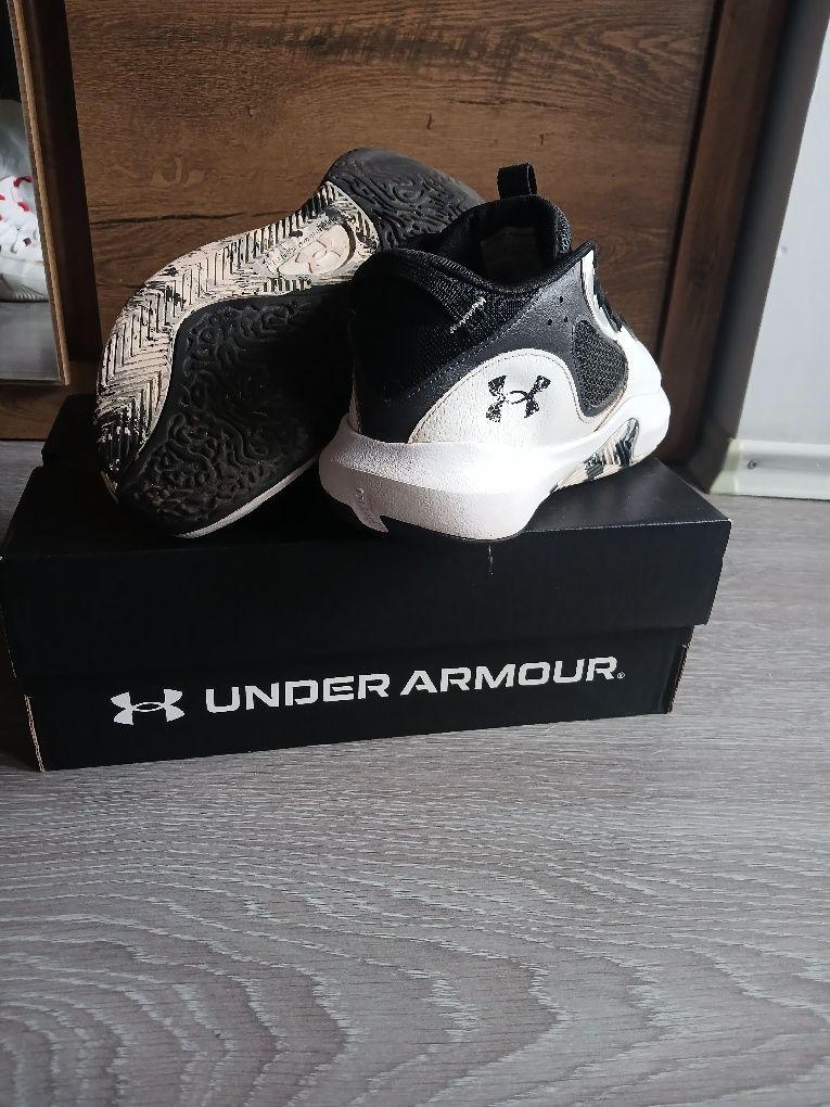 Обувки Under Armour