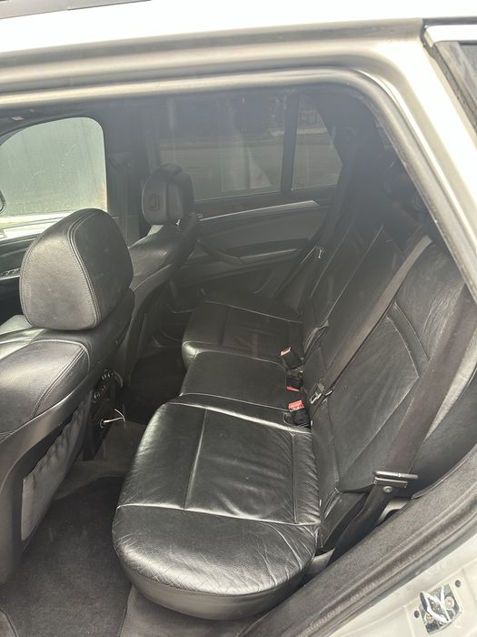 Продавам Bmw x5 e70 4.8