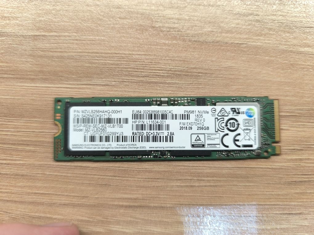 Samsung MZVLB256HAHQ-000H1 - 256GB SSD Hard Drive