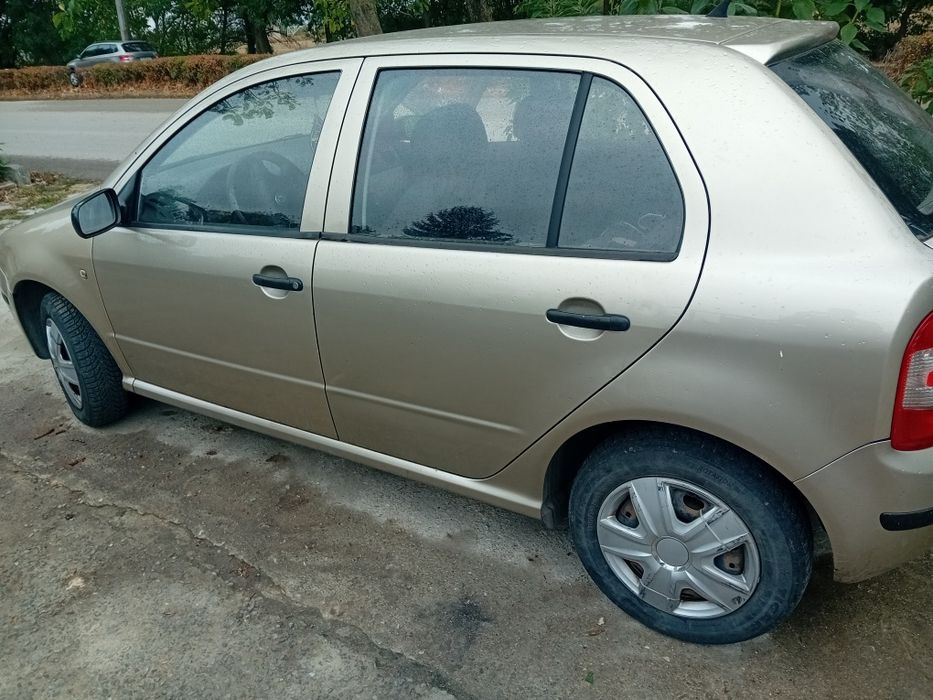 Продавам шкода фабия