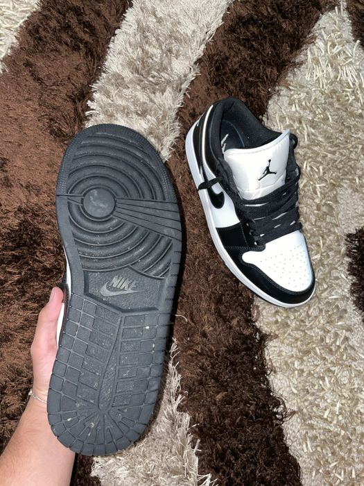 Jordan 1 Low Panda, marimea 42