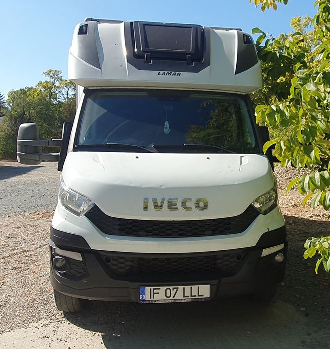Autoutilitara Iveco 2015 3000cm cu Trapa,Dormitor cu  pat