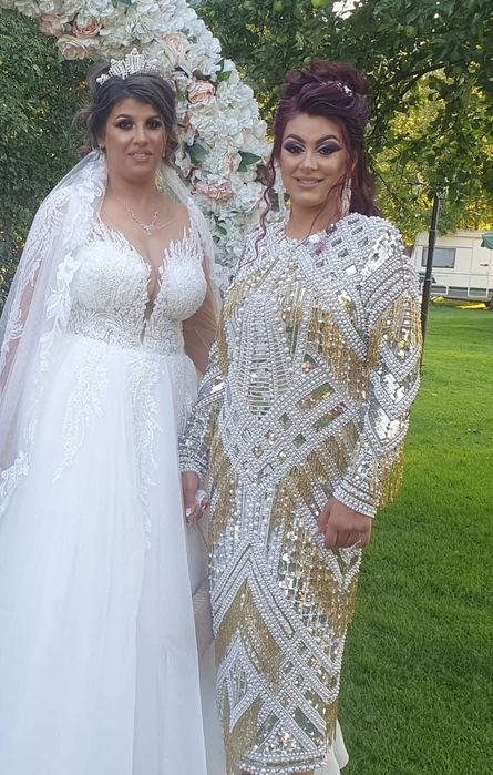 Rochie Asos  purtă este in stare buna cu mici defecte