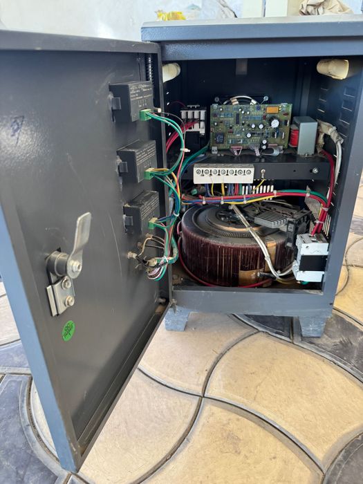 Стабилизатор VOLTRA для дома или квартиры