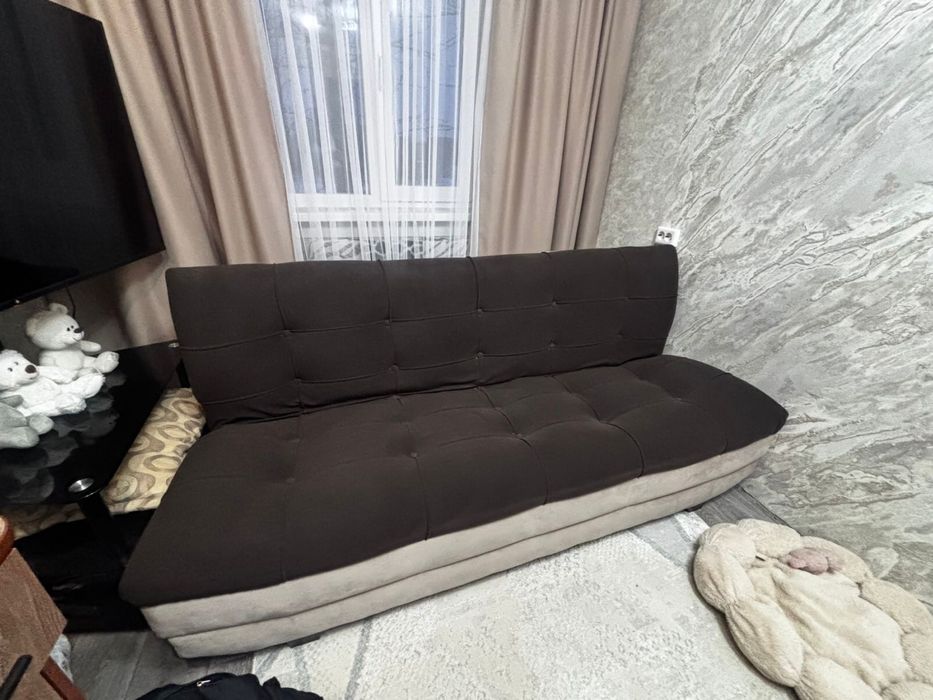 Диван 190х110 почти новый