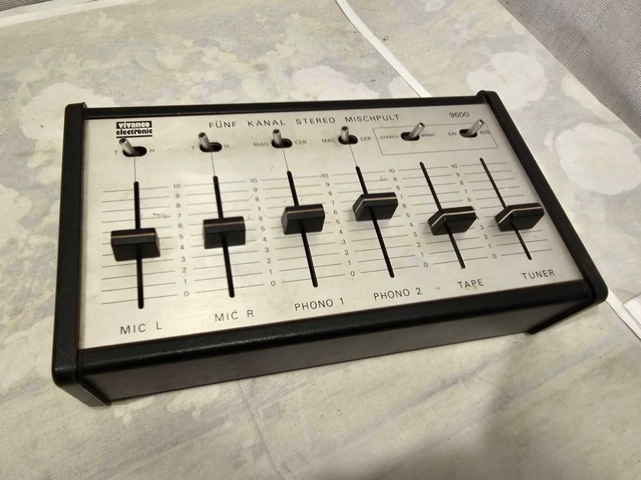 Mixer vintage 6 canale Vivanco 9600 fara alimentator