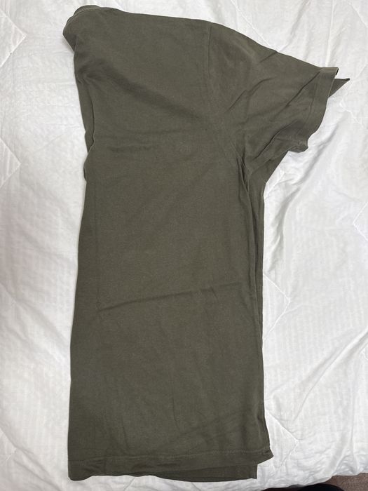 tricou cu culoarea inchisa  fenchurch perfect pentru o plimbare