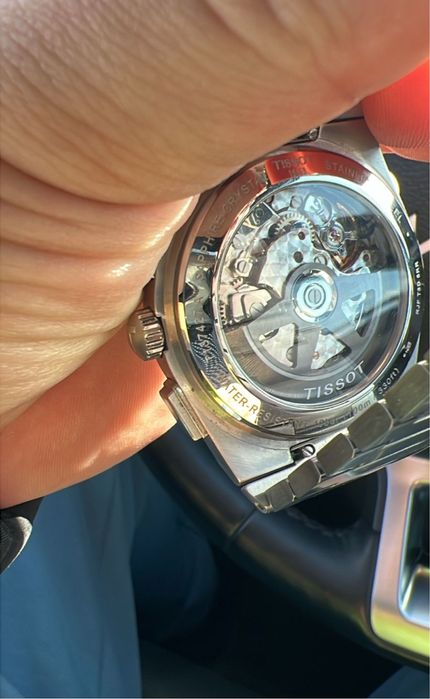 Tissot prx в идеальном состоянии.